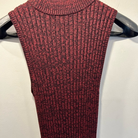 NWOT House of Harlow 1960 women’s maroon knit dress and is ankle length size XS - Picture 2 of 7